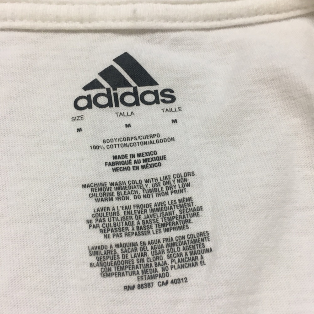 Vintage adidas tee - Picture 3 of 3